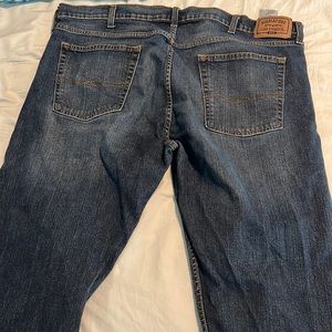 Signature Levi Straus Gold